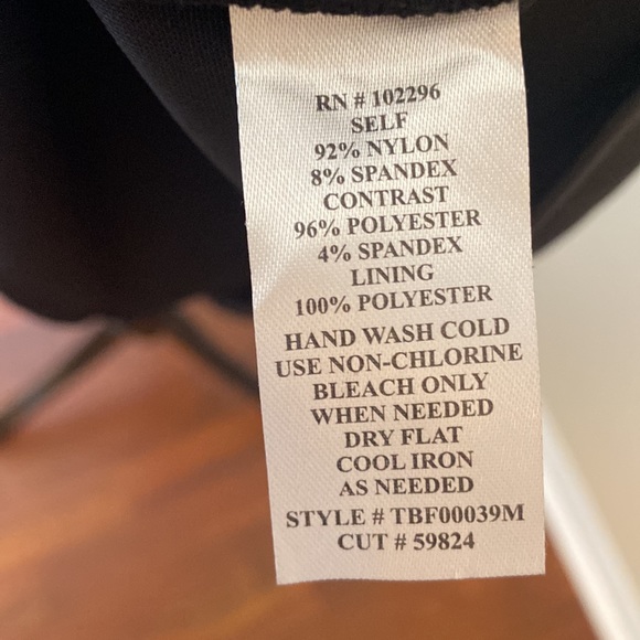 Black cocktail dress with cap sleeve and lace front panel. - Picture 5 of 9